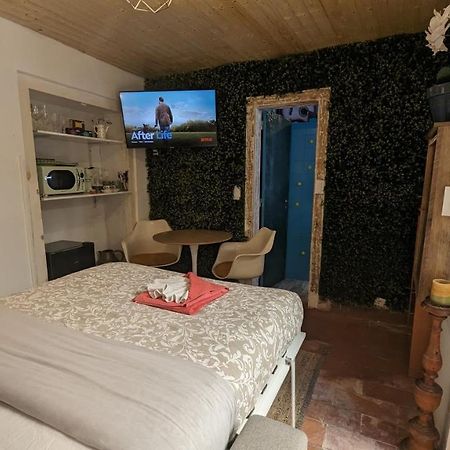 Tiny Smart Home, Private Garden & Outside Jacuzzi. Center Sintra! Exterior foto